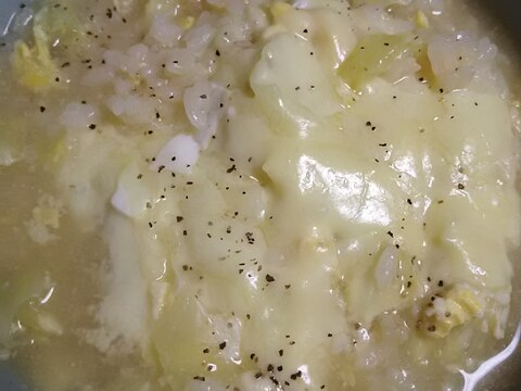 キャベツとチーズの卵雑炊(^^)